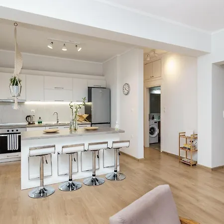 Spacious Family With Large Terrace - Center, Quiet Area
