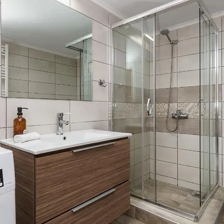 Spacious Family With Large Terrace - Center, Quiet Area * Thessaloniki