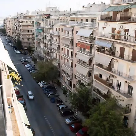Spacious Family With Large Terrace - Center, Quiet Area Thessaloniki