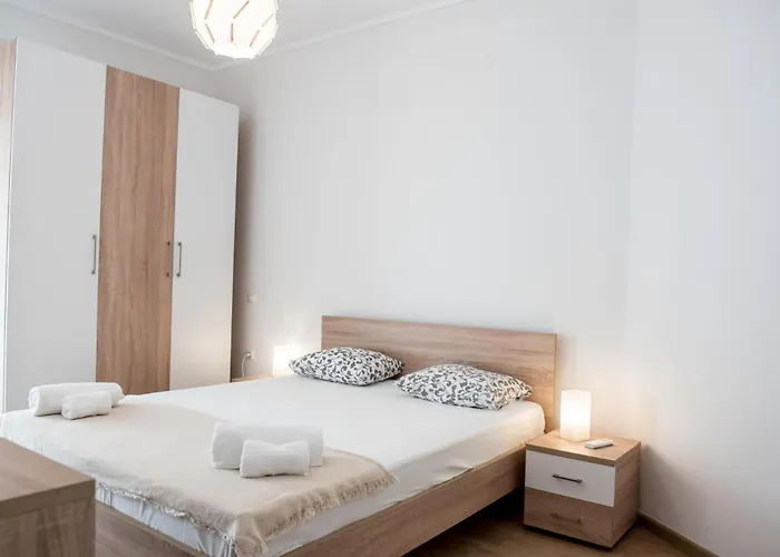 Apartament Spacious Family Apartment With Large Terrace - City Center, Quiet Area
