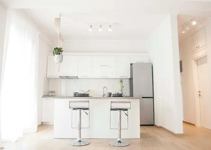 Spacious Family Apartment With Large Terrace - City Center, Quiet Area 아파트 *
